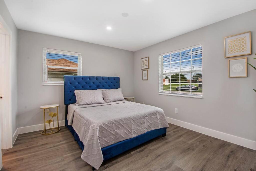 Modern Getaway Near The Beach With Room For A Boat West Palm Beach Extérieur photo
